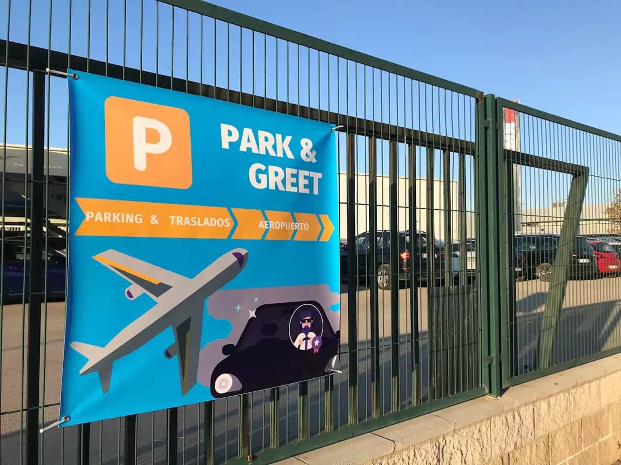 Parking Park and Greet zdjęcie 3